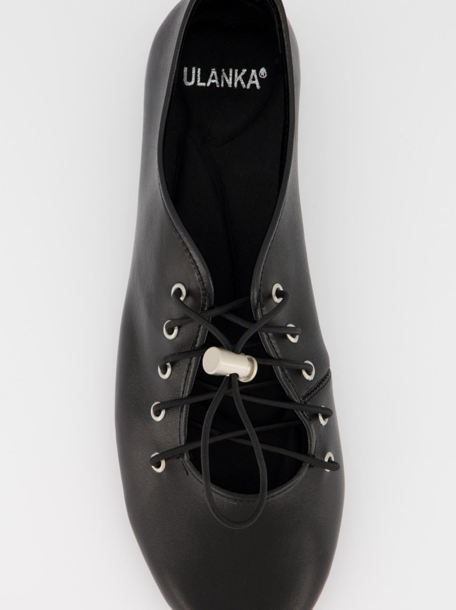 BLACK LEATHER FLATS - POMA
