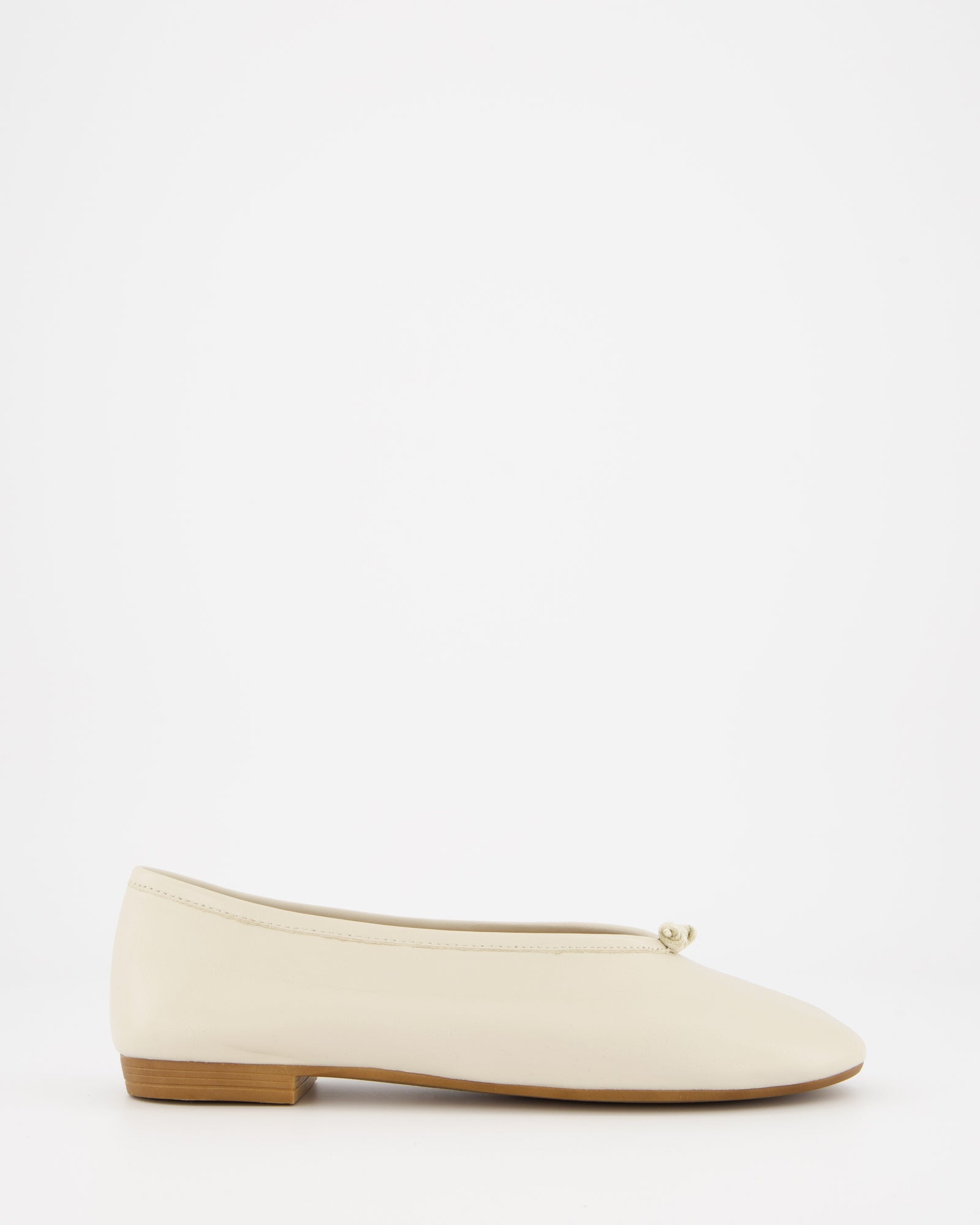 WHITE LEATHER FLATS - NEW KIMI