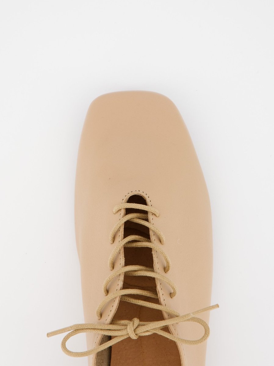 CREAM LEATHER SHOES - TIRIG