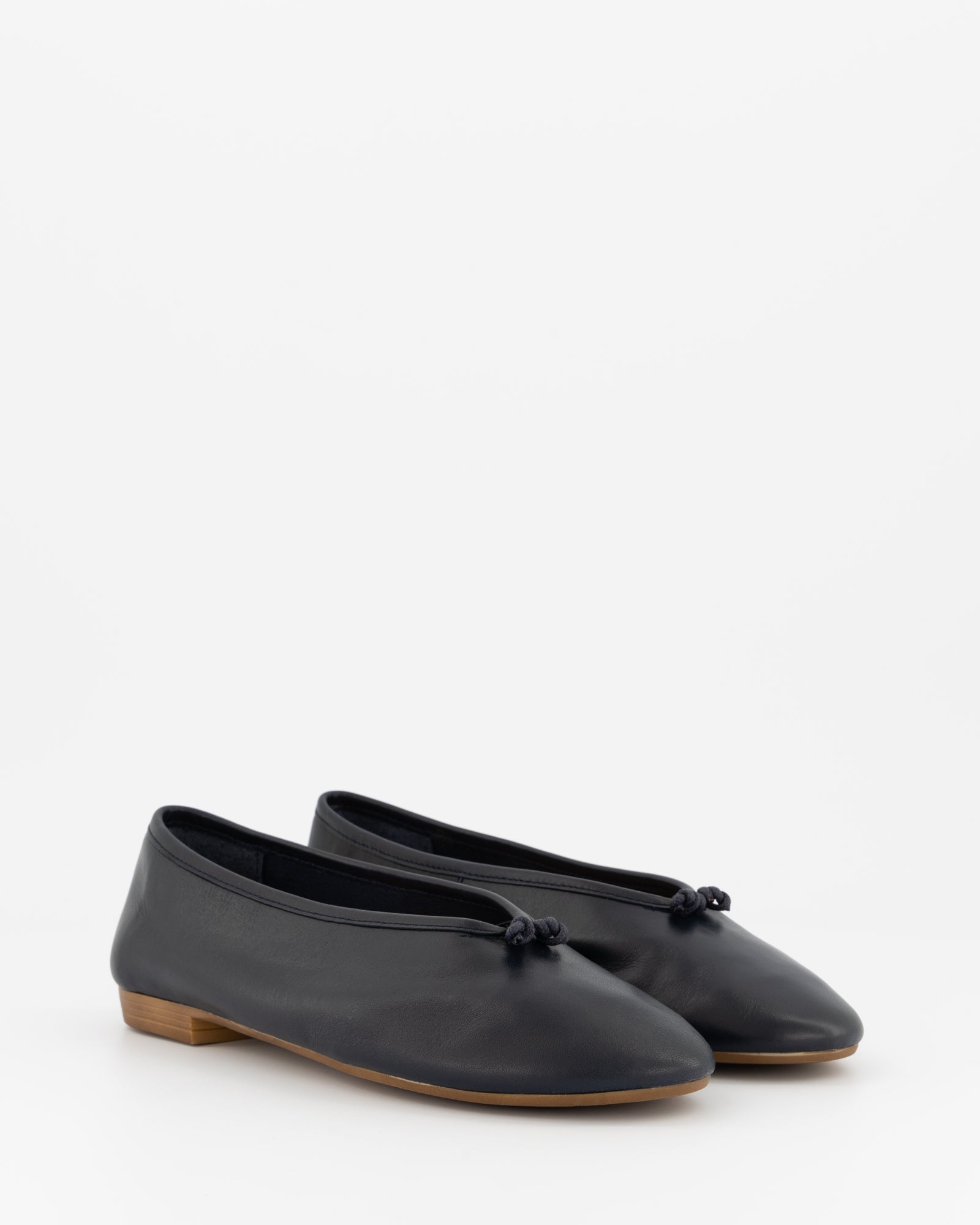 NAVY BLUE LEATHER FLATS - NEW KIMI