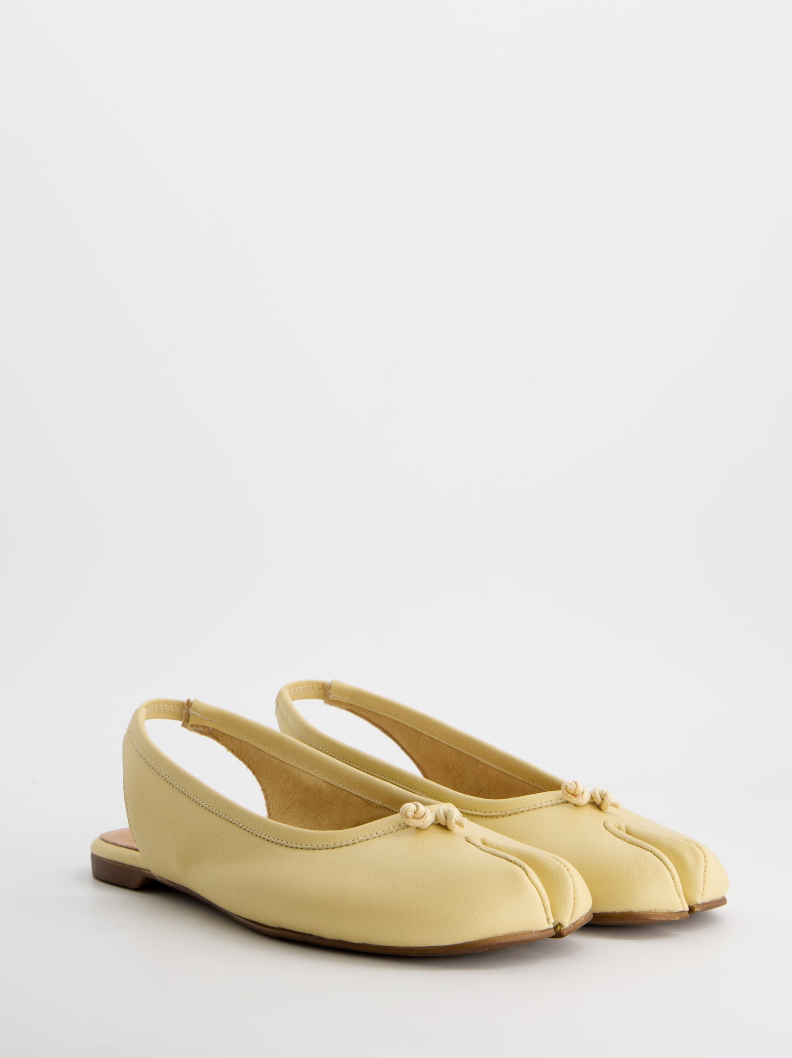 YELLOW LEATHER TABI SLINGBACK FLATS - KALE