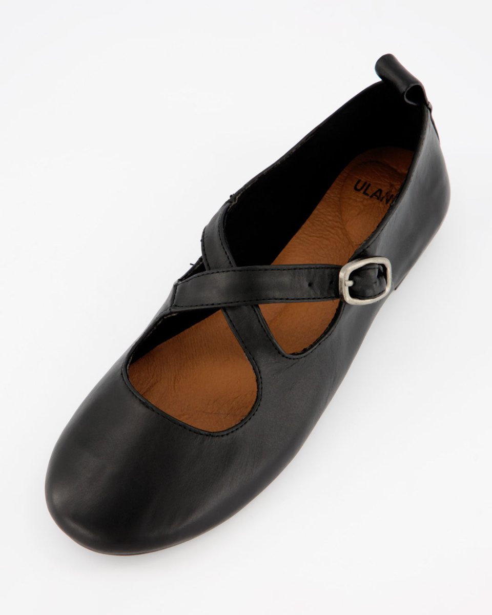 BLOSS -  BLACK LEATHER FLATS
