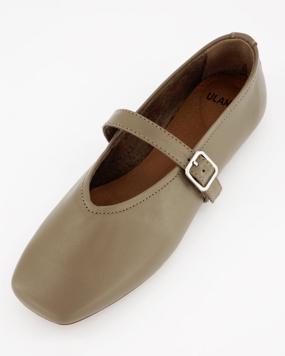 STILL - KAKI LEATHER FLATS