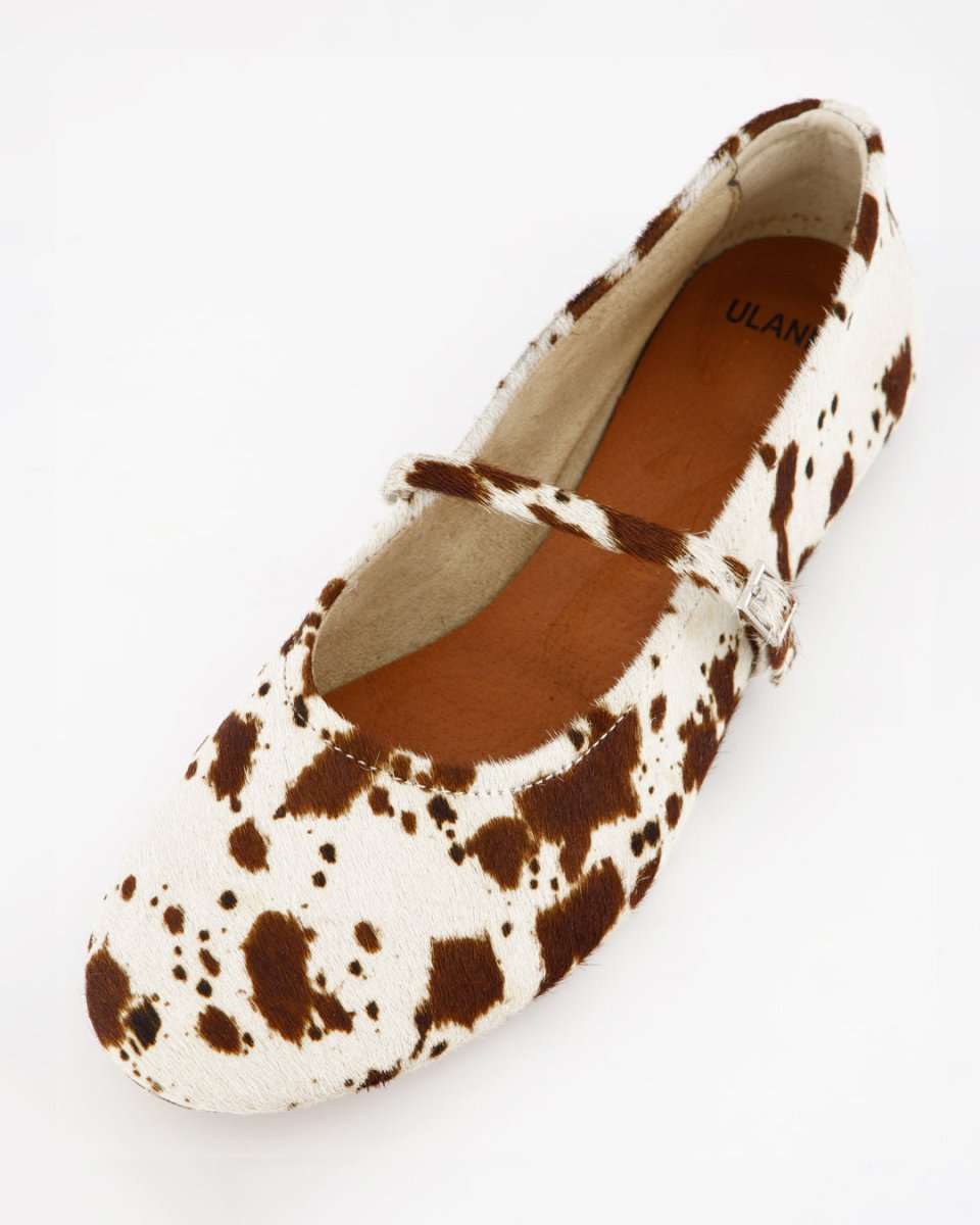 LINE - COW PRINT FLATS