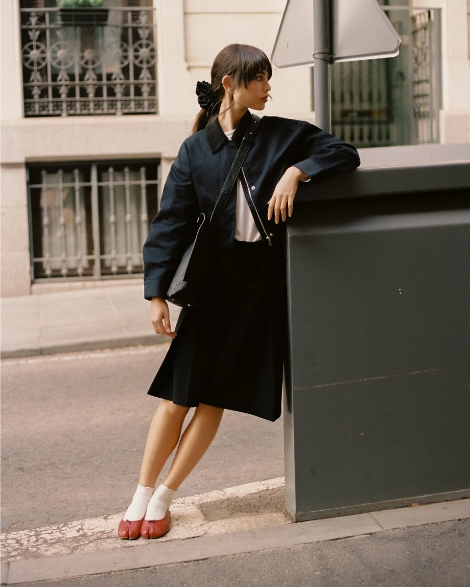 RED LEATHER TABI FLATS - KARVA