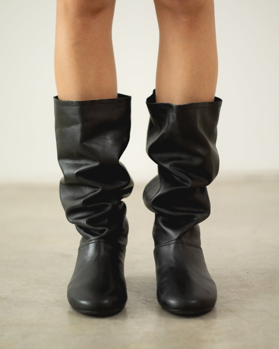 SINCHI - BLACK LEATHER BOOTS