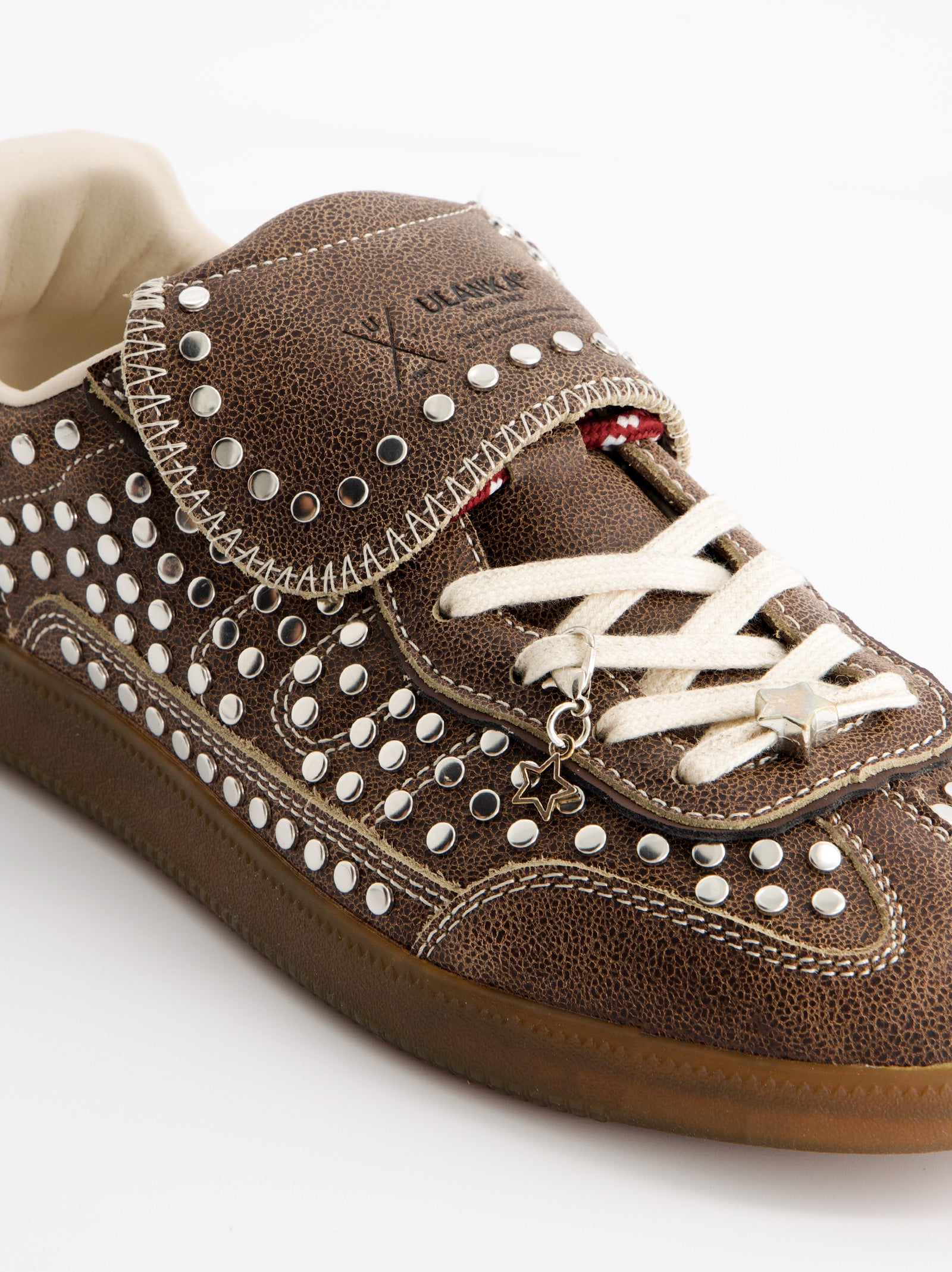 BROWN STUDDED SNEAKERS-CHILE