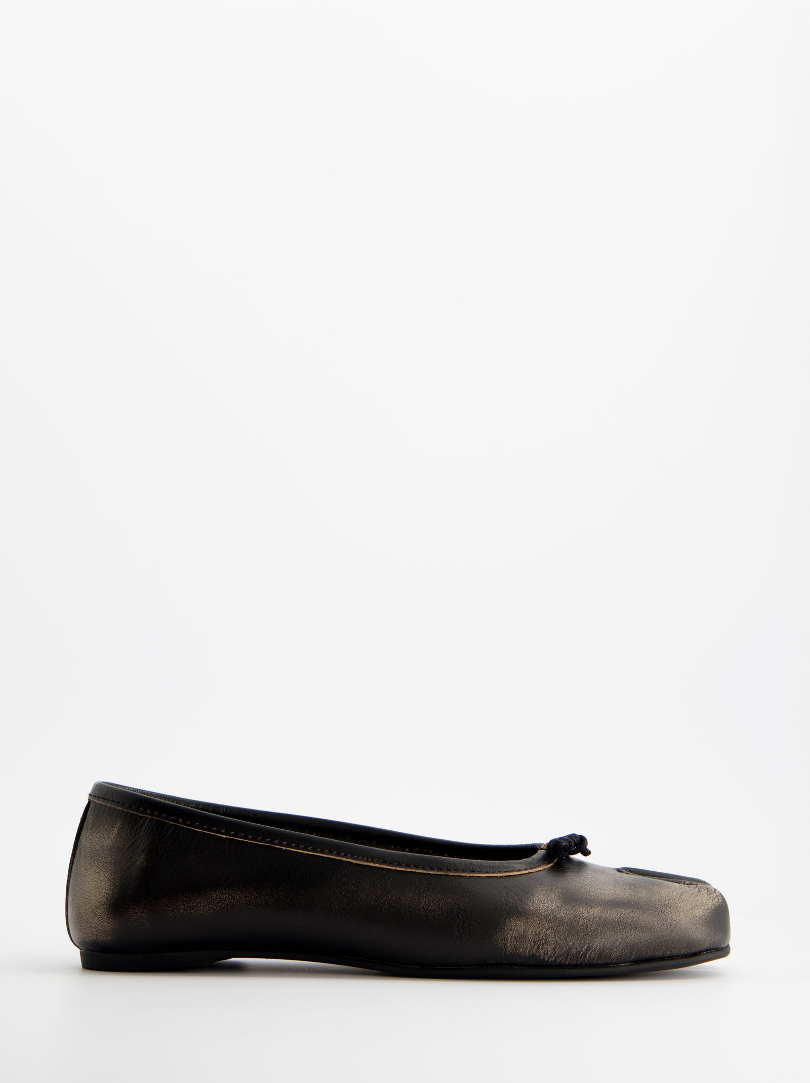BRUSH LEATHER TABI BALLET FLATS - KARVA