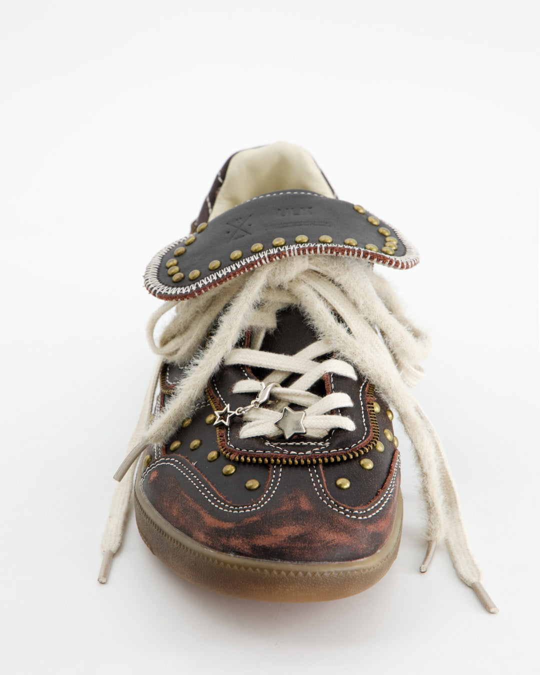 DARK BROWN STUDDED SNEAKERS - CHILE
