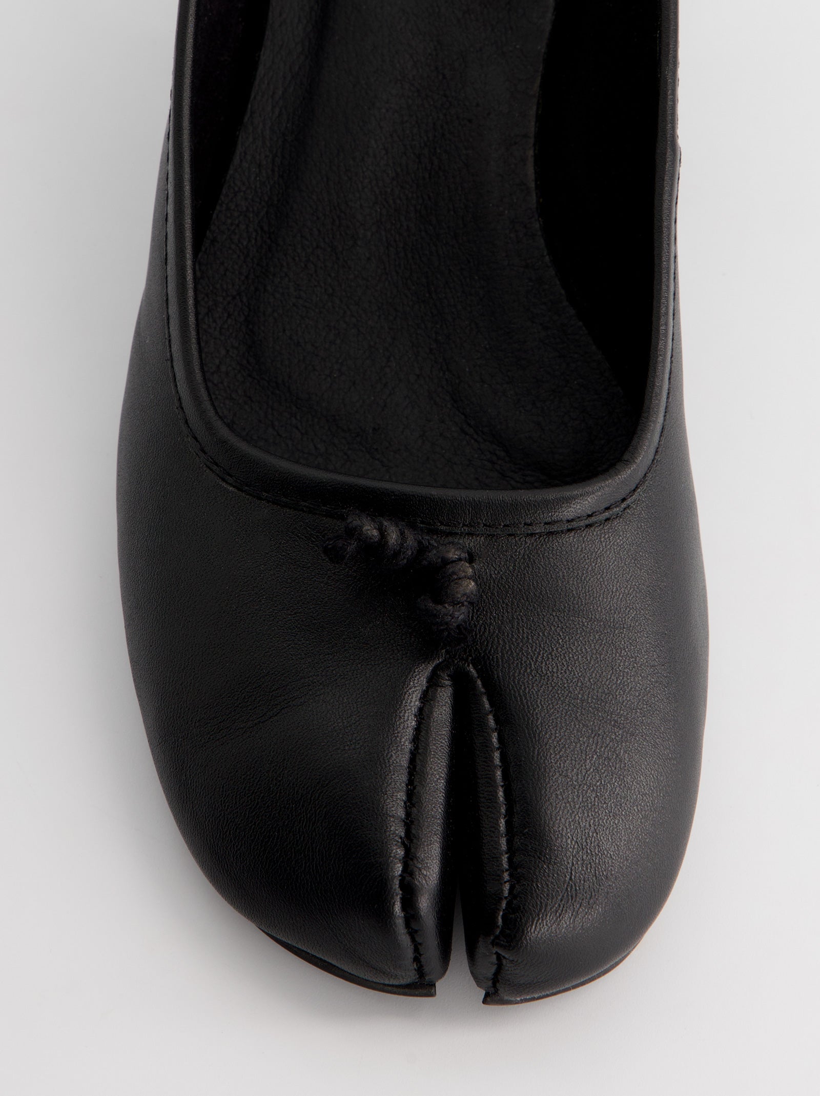 BLACK LEATHER TABI SLINGBACK HEEL SHOES - KALITA