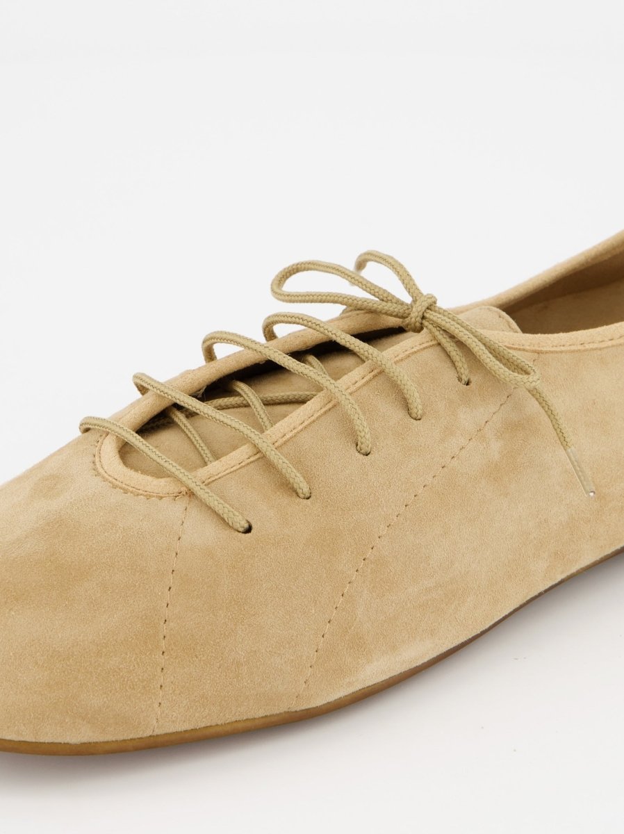 BEIGE SUEDE SHOES - TRUSS