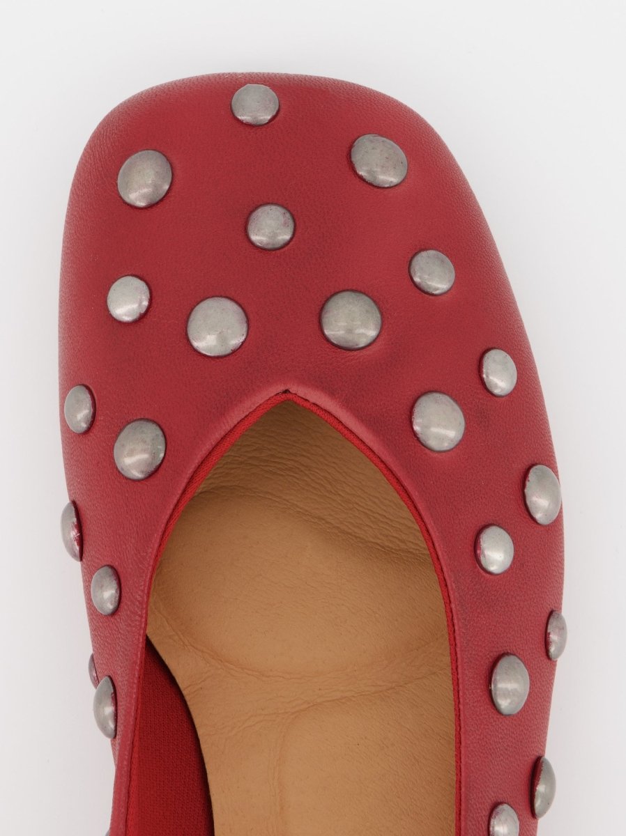 RED LEATHER BALLET FLATS WITH STUDS - MATHILDA