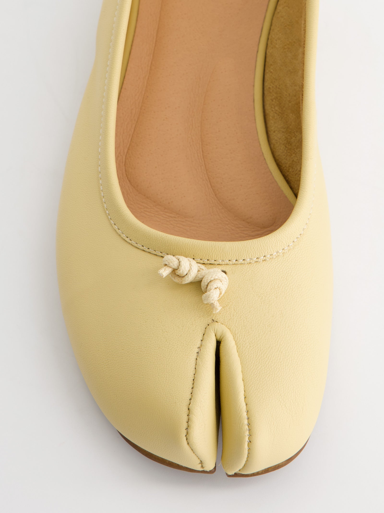 YELLOW LEATHER TABI SLINGBACK FLATS - KALE