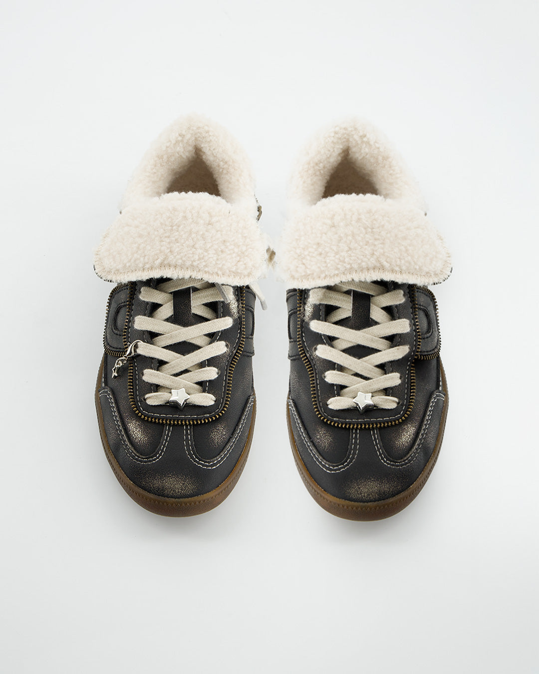 DARK LEATHER SNEAKER WITH SHEARLING COLLAR - CHILE