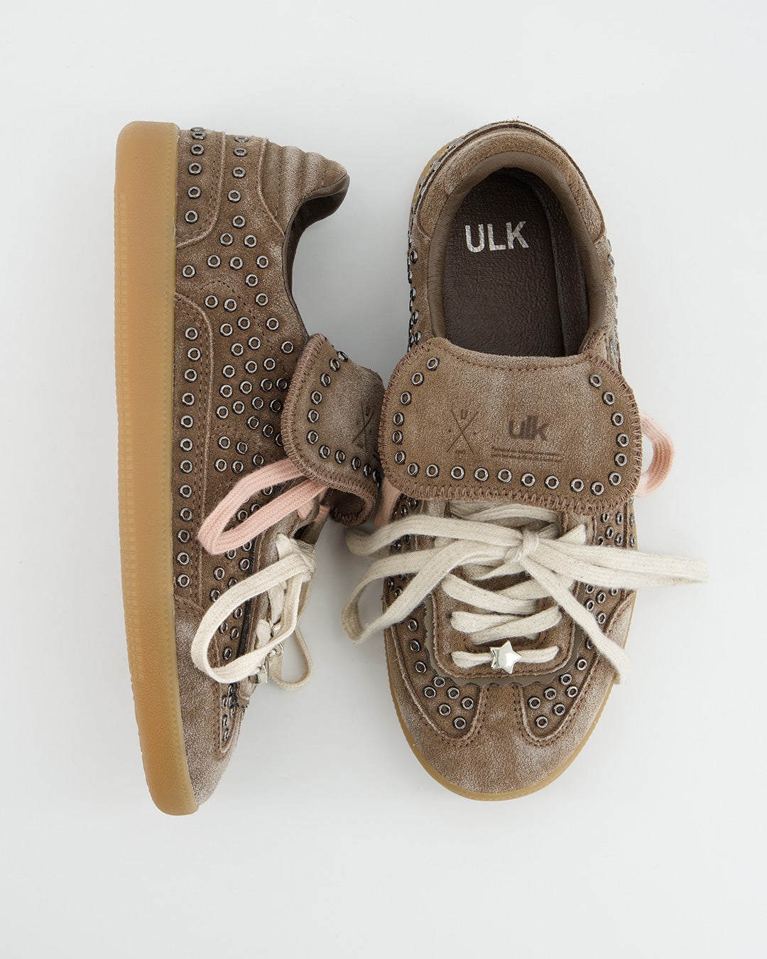 BROWN STUDDED SNEAKERS - CHILE