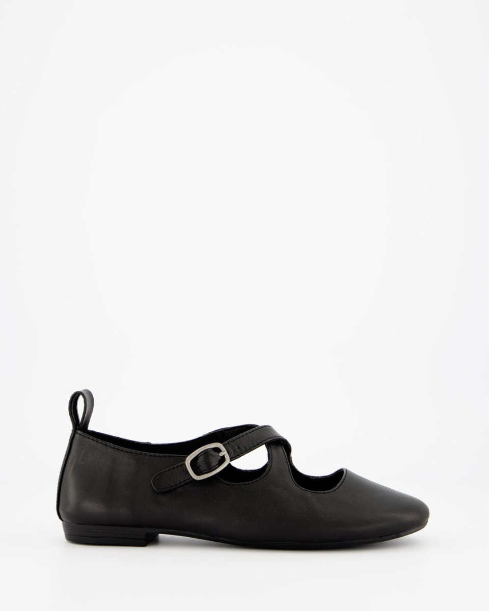BLOSS -  BLACK LEATHER FLATS