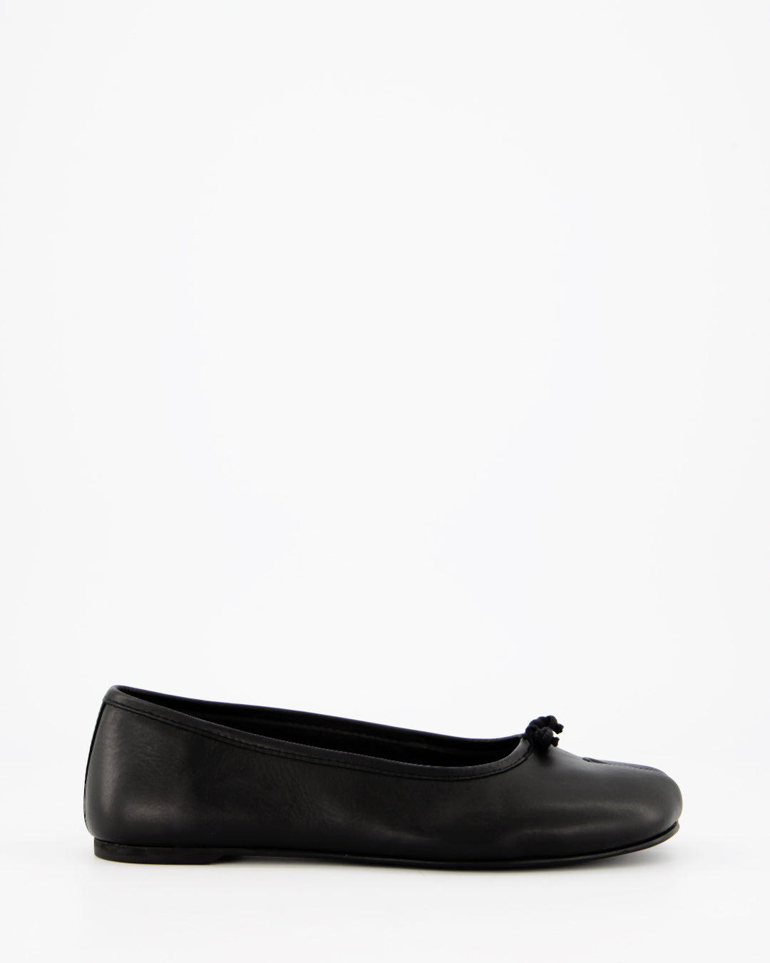 BLACK LEATHER TABI FLATS - KARVA