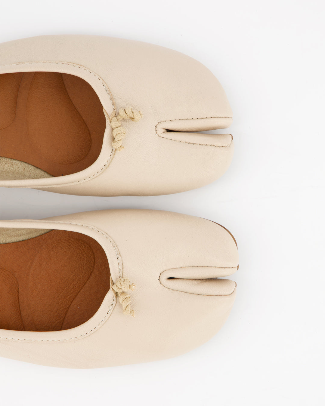 ICE LEATHER TABI FLATS - KARVA