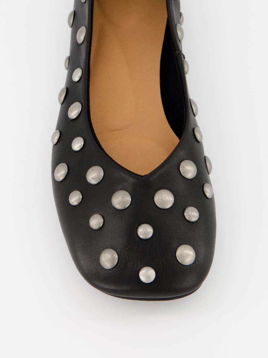 BLACK LEATHER BALLET FLATS WITH STUDS - MATHILDA