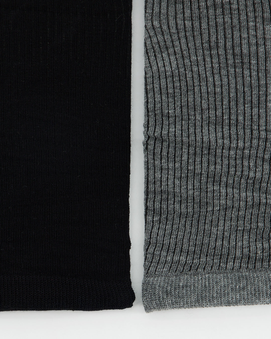 BLACK AND GREY TABI SOCKS - SOKIA