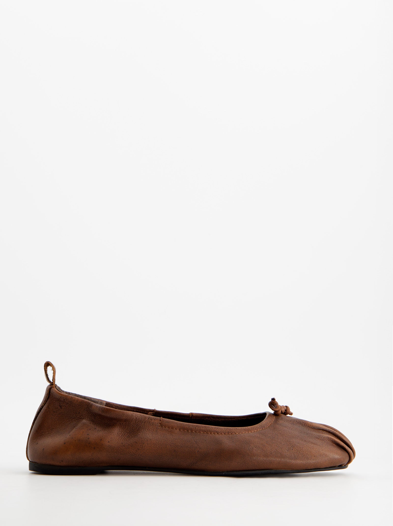 BROWN LEATHER BALLET FLATS WITH RUCHED EFFECT - CATTY
