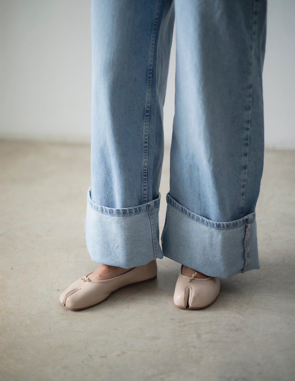 ICE LEATHER TABI FLATS - KARVA