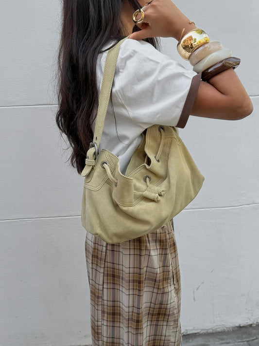YELLOW LEATHER BUCKET BAG - POMELIE